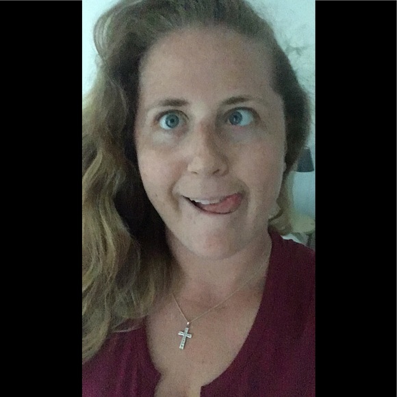 Meet your Posher, Sarah - Picture 2 of 4